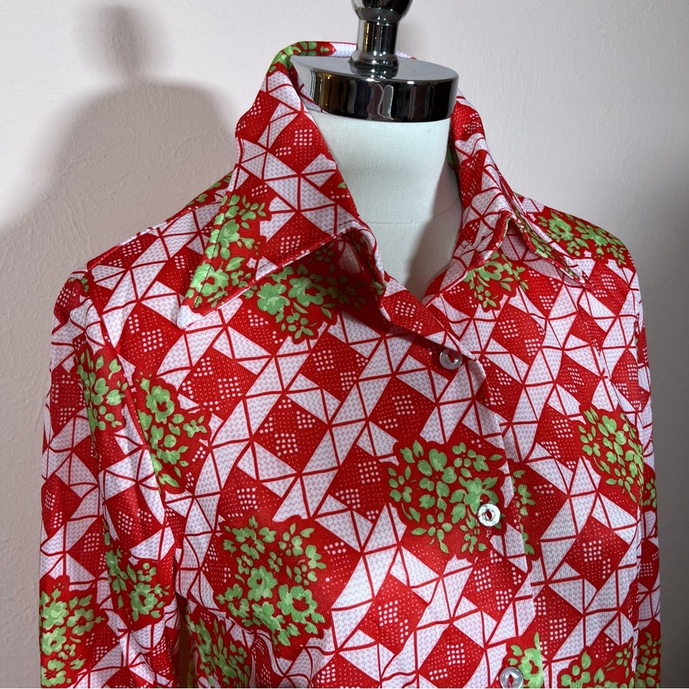 Vintage 1960 70 Western Red Green Gingham wild Print floral Dagger Collar Shirt - Picture 13 of 17